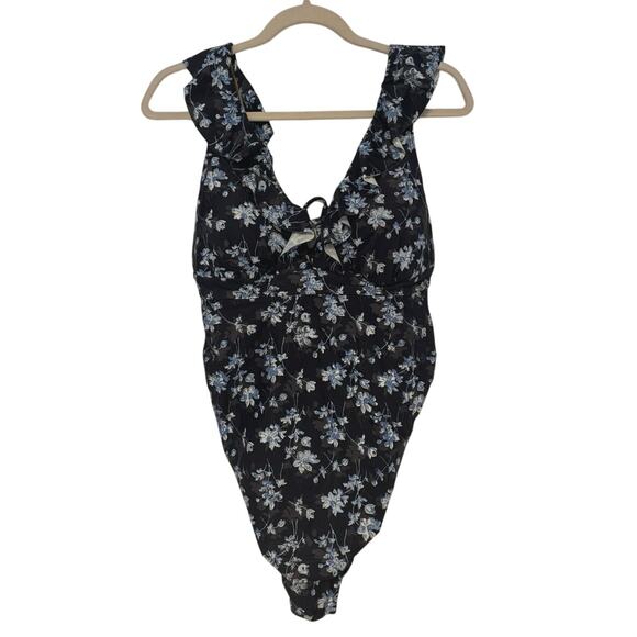NWT A Pea in the Pod Ruffled Maternity One
Piece Floral Swimsuit Blue Size Large - Picture 1 of 6